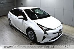 toyota prius 2017 -TOYOTA--Prius ZVW50-6091882---TOYOTA--Prius ZVW50-6091882-