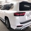 toyota land-cruiser 2023 CFJ1733335 image 4