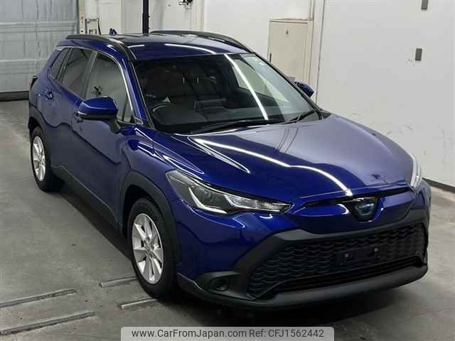 toyota corolla-cross 2023 CFJ1562442 image 1
