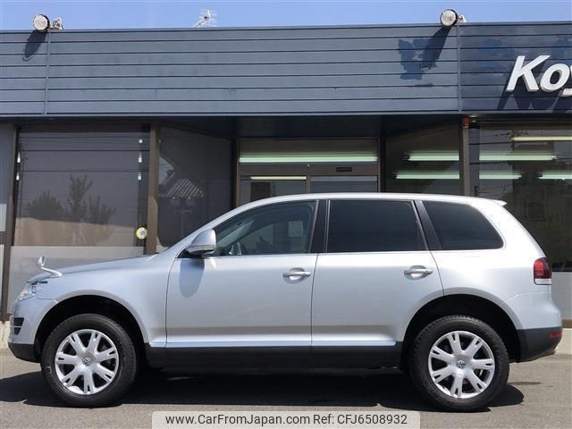 トゥアレグ　TOUAREG SILVER No Reserve: 2008 Volkswagen Touareg V8 for sale on BaT