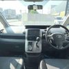 toyota voxy 2009 CFJ1653618 image 3