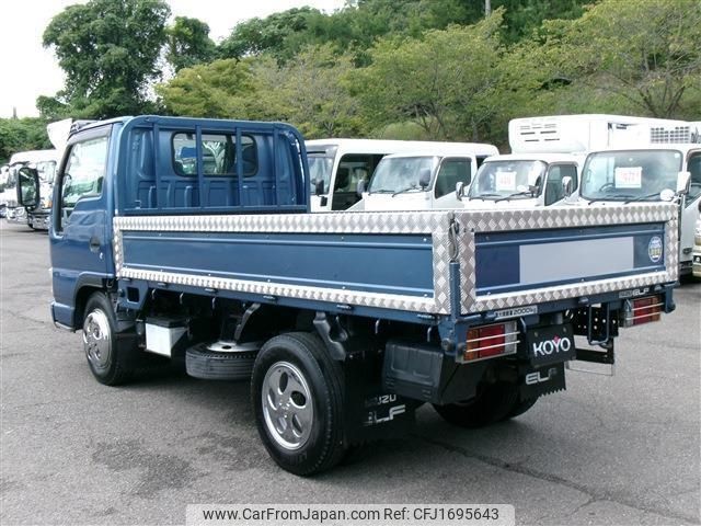 isuzu elf-truck 2004 CFJ1695643 image 2