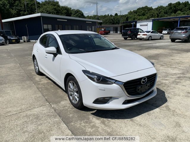 mazda axela 2017 NIKYO_AQ59495 image 1