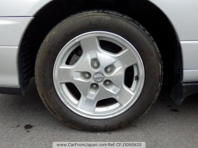 1998 Nissan Leopard JMY33 - Car Price $2,667