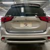 mitsubishi outlander-phev 2017 CFJ1564554 image 19