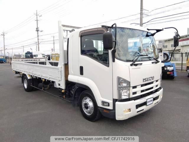 isuzu forward 2014 CFJ1742916 image 2