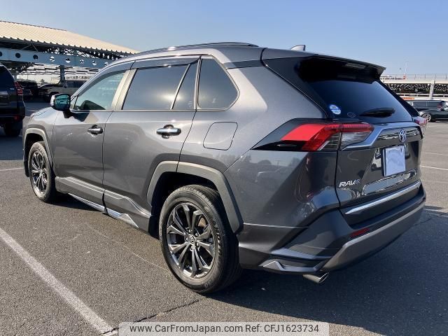 toyota rav4 2023 CFJ1623734 image 2