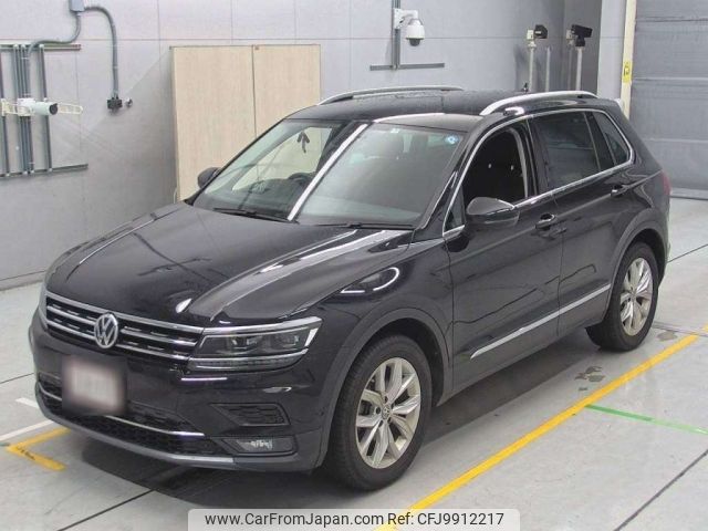 volkswagen tiguan 2019 -VOLKSWAGEN--VW Tiguan 5NDFGF-WVGZZZ5NZKW870691---VOLKSWAGEN--VW Tiguan 5NDFGF-WVGZZZ5NZKW870691- image 1