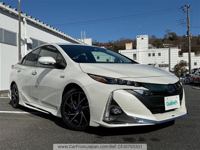 toyota prius-phv 2018 -TOYOTA--Prius PHV DLA-ZVW52--ZVW52-3082007---TOYOTA--Prius PHV DLA-ZVW52--ZVW52-3082007- image 1