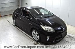 toyota prius 2012 CFJ1634982