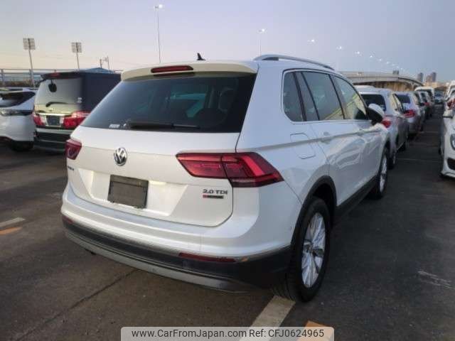 volkswagen tiguan 2018 -VOLKSWAGEN--VW Tiguan LDA-5NDFGF--WVGZZZ5N8JW440046---VOLKSWAGEN--VW Tiguan LDA-5NDFGF--WVGZZZ5N8JW440046- image 2