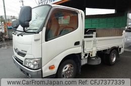 hino dutro 2016 CFJ7377339