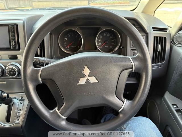 mitsubishi delica-d5 2014 quick_quick_CV2W_CV2W-0902469 image 2