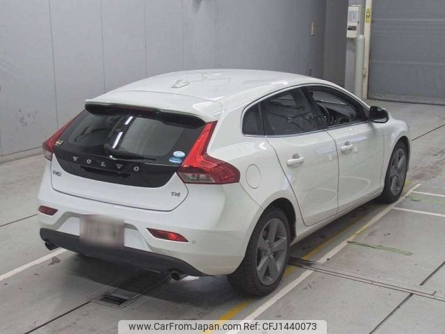 volvo v40 2015 -VOLVO--Volvo V40 MB4164T-YV1MV485BE2156769---VOLVO--Volvo V40 MB4164T-YV1MV485BE2156769- image 2