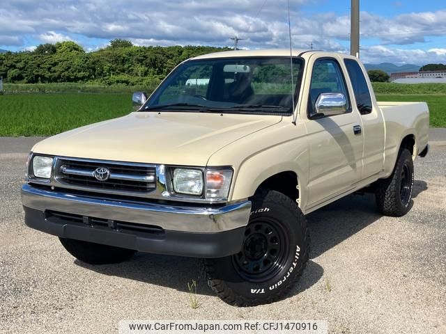 toyota hilux-sports-pick-up 2000 GOO_NET_EXCHANGE_0804829A30250725W001 image 1