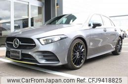 mercedes-benz a-class 2018 quick_quick_5BA-177084M_WDD1770842J047870