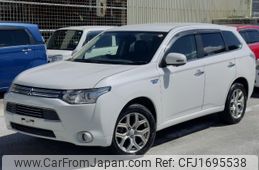 mitsubishi outlander-phev 2014 CFJ1695538
