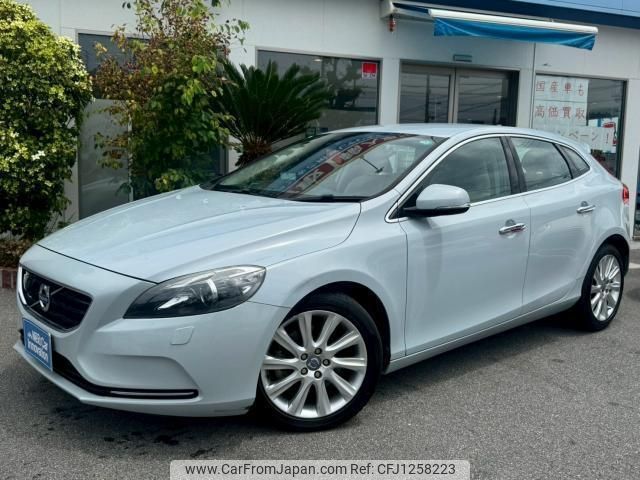 volvo v40 2013 quick_quick_DBA-MB4164T_YV1MV485BE2097988 image 2