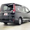 toyota esquire 2016 504928-930318 image 2