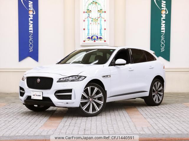 jaguar f-pace 2016 quick_quick_LDA-DC2NA_SADCA2AN1HA053655 image 1