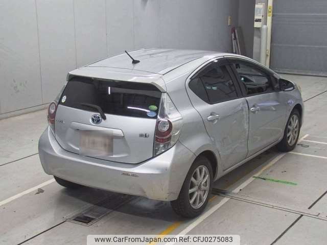 toyota aqua 2013 -TOYOTA--AQUA DAA-NHP10--NHP10-6218637---TOYOTA--AQUA DAA-NHP10--NHP10-6218637- image 2