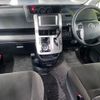 toyota noah 2010 CFJ1744892 image 11
