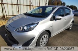 toyota aqua 2017 quick_quick_DAA-NHP10_NHP10-6640000