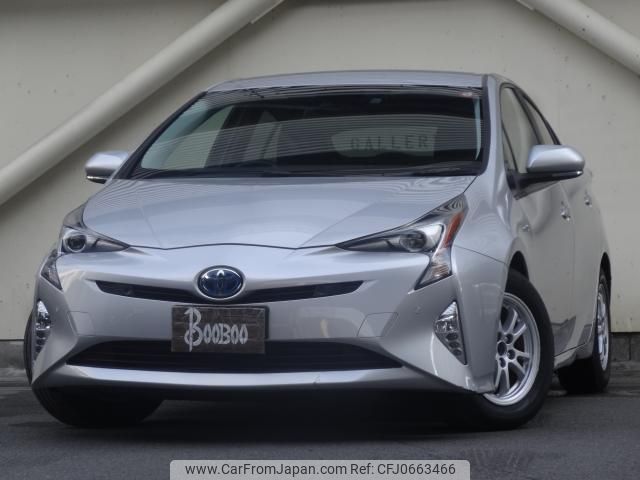 toyota prius 2018 quick_quick_DAA-ZVW51_-ZVW51-8042561 image 2