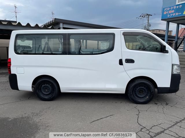 nissan nv350-caravan-van 2016 GOO_JP_700030018430240527001 image 2