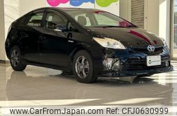 toyota prius 2013 -TOYOTA--Prius DAA-ZVW30--ZVW30-5725632---TOYOTA--Prius DAA-ZVW30--ZVW30-5725632-