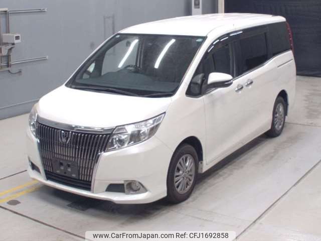 toyota esquire 2015 CFJ1692858 image 1