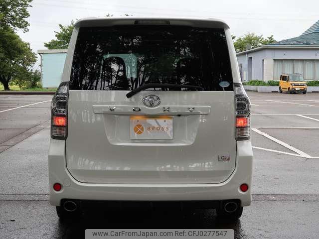 toyota voxy 2013 -TOYOTA--Voxy ZRR70W--0584132---TOYOTA--Voxy ZRR70W--0584132- image 2