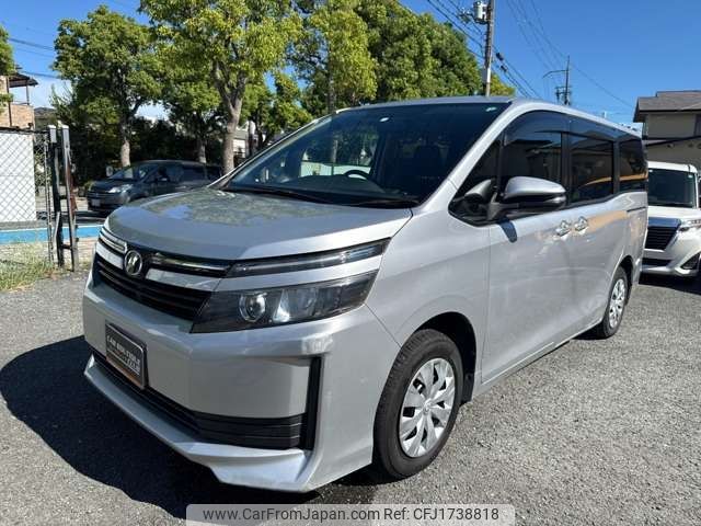 toyota voxy 2017 CFJ1738818 image 2