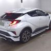 toyota c-hr 2021 quick_quick_6AA-ZYX11_ZYX11-2046531 image 2