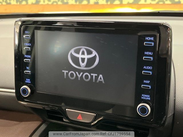 toyota yaris-cross 2022 CFJ1759554 image 2
