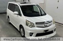 toyota noah 2010 -TOYOTA--Noah ZRR75W-0067136---TOYOTA--Noah ZRR75W-0067136-