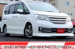 nissan serena 2011 Y11377