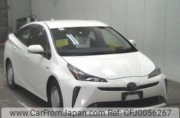 toyota prius 2019 -TOYOTA--Prius ZVW55--8069133---TOYOTA--Prius ZVW55--8069133-