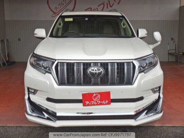 toyota land-cruiser-prado 2019 24632111 image 2