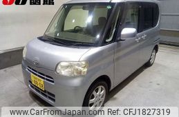 daihatsu tanto 2011 CFJ1827319