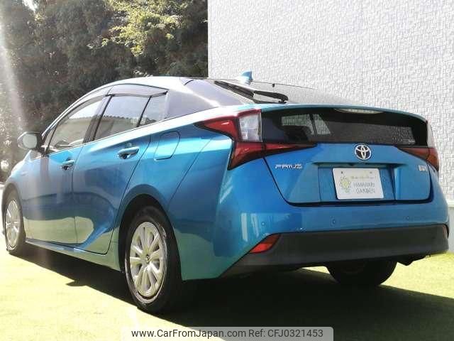 toyota prius 2019 quick_quick_DAA-ZVW51_ZVW51-8055387 image 2