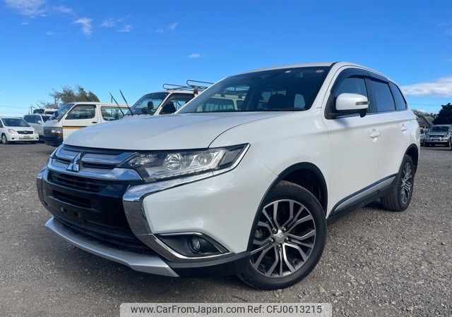 mitsubishi outlander 2018 REALMOTOR_N5025010012F-10 image 2