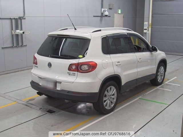 volkswagen tiguan 2011 -VOLKSWAGEN--VW Tiguan 5NCCZ-WVGZZZ5NZBW089027---VOLKSWAGEN--VW Tiguan 5NCCZ-WVGZZZ5NZBW089027- image 2