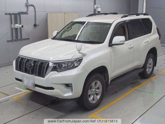 toyota land-cruiser-prado 2019 CFJ1815813 image 1