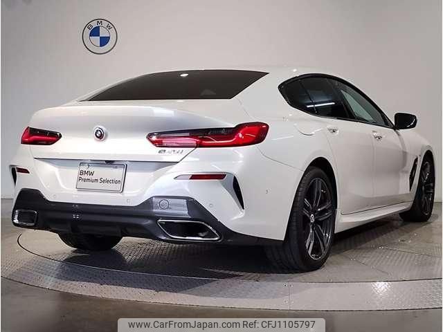 bmw 8-series 2022 quick_quick_3BA-GV30_WBAGV22060CL05040 image 2