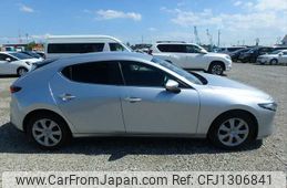 mazda mazda3 2021 NIKYO_QR88319