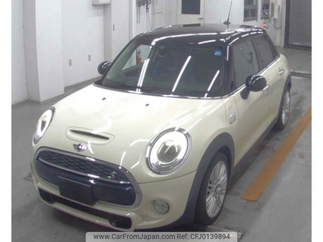 mini mini-others 2017 quick_quick_DBA-XS20_WMWXS720602E45894 image 1