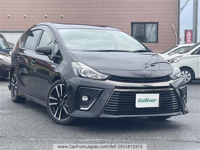 toyota prius-α 2017 CFJ1812415 image 1