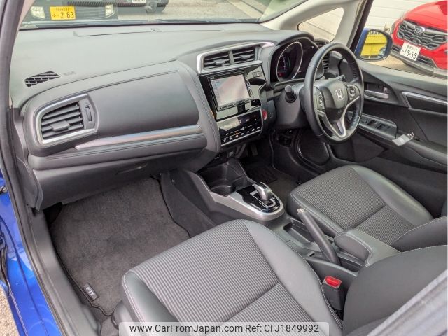 honda fit 2017 CFJ1849992 image 2