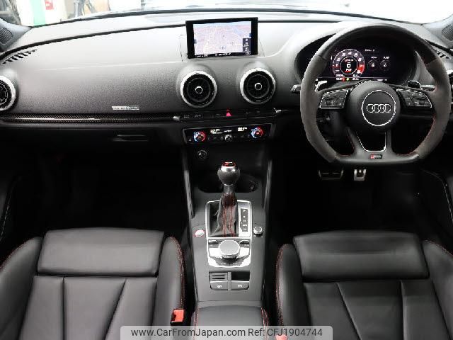 audi rs3 2018 CFJ1904744 image 2